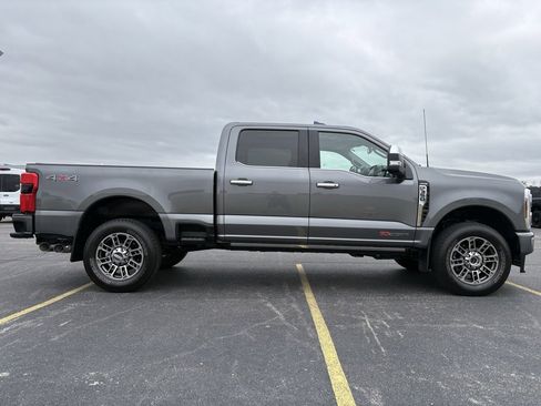Used 2024 Ford F350 Limited image 4