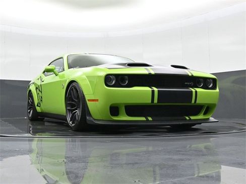 Used 2019 Dodge Challenger SRT Hellcat image 24