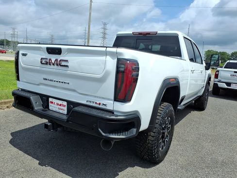 New 2026 GMC Sierra 2500 AT4X AWD/4WD image 7