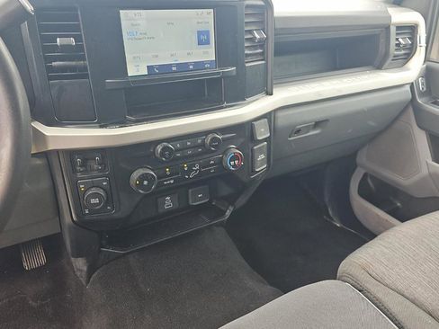 Used 2024 Ford F250 XL w/ STX Appearance Package AWD/4WD image 14