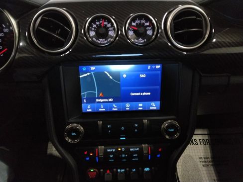 Used 2020 Ford Mustang Shelby GT350 w/ Technology Package image 23