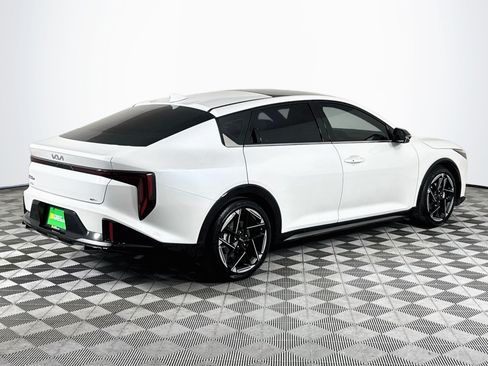 Used 2026 Kia K4 GT-Line w/ GT-Line Premium Package FWD image 8