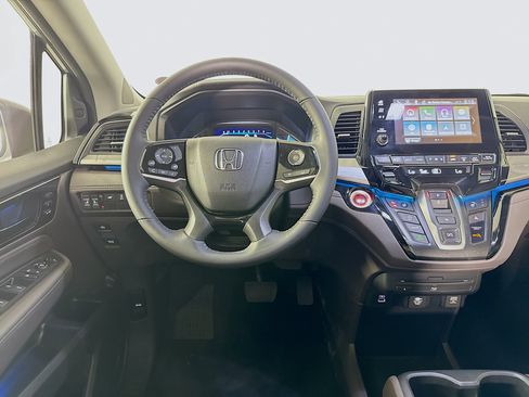 Used 2023 Honda Odyssey Touring image 28