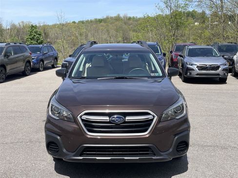 Used 2019 Subaru Outback 2.5i AWD/4WD image 8