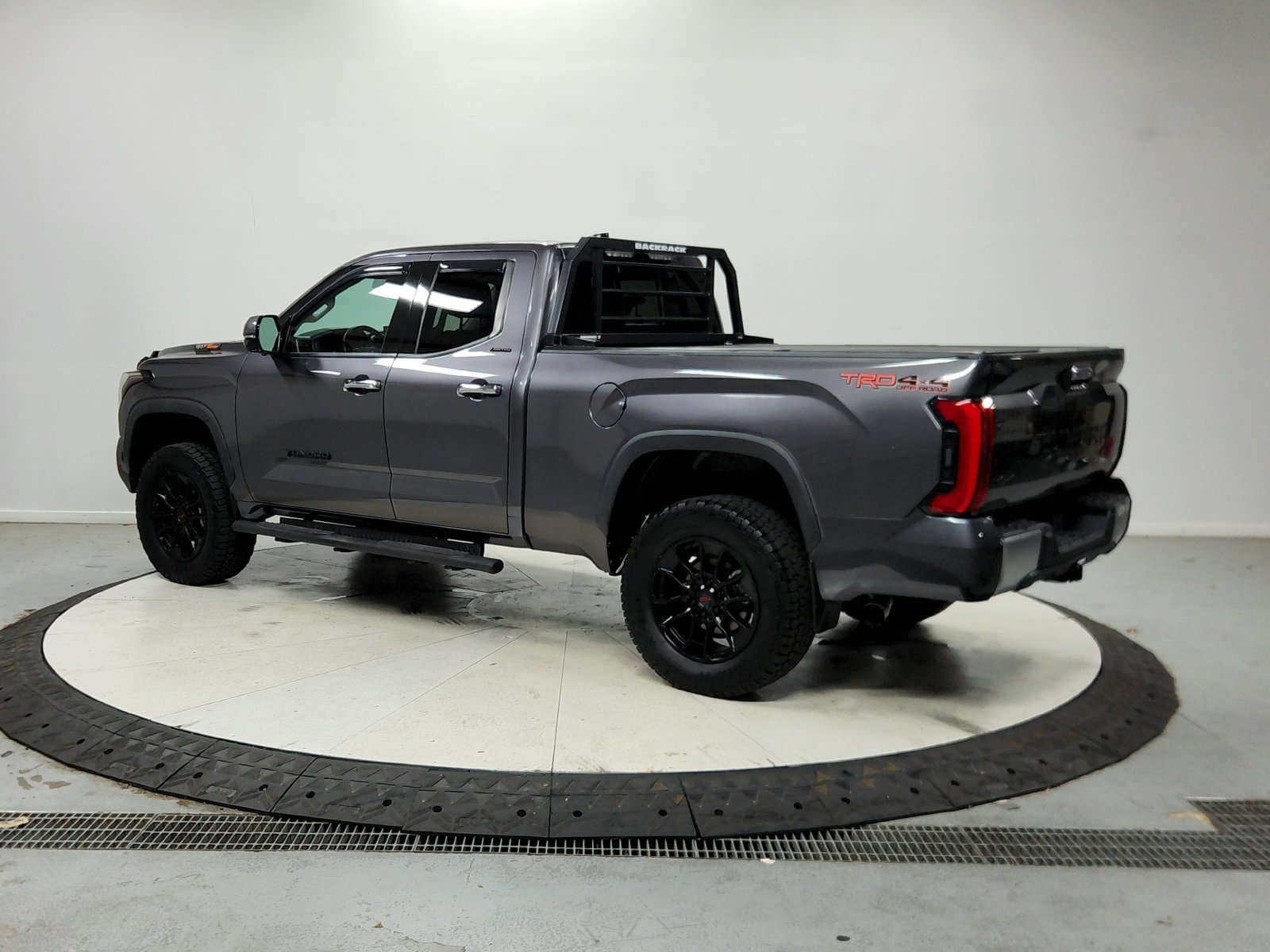 Used 2022 Toyota Tundra Limited w/ TRD Off-Road Package AWD/4WD image 6