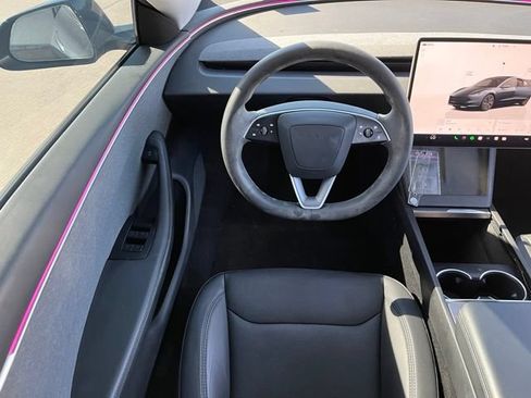 Used 2024 Tesla Model 3 Standard Range RWD image 8