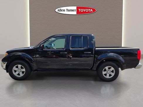 Used 2011 Nissan Frontier SV RWD image 11