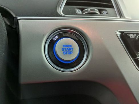 Used 2016 Hyundai Sonata Sport w/ Option Group 02 FWD image 19