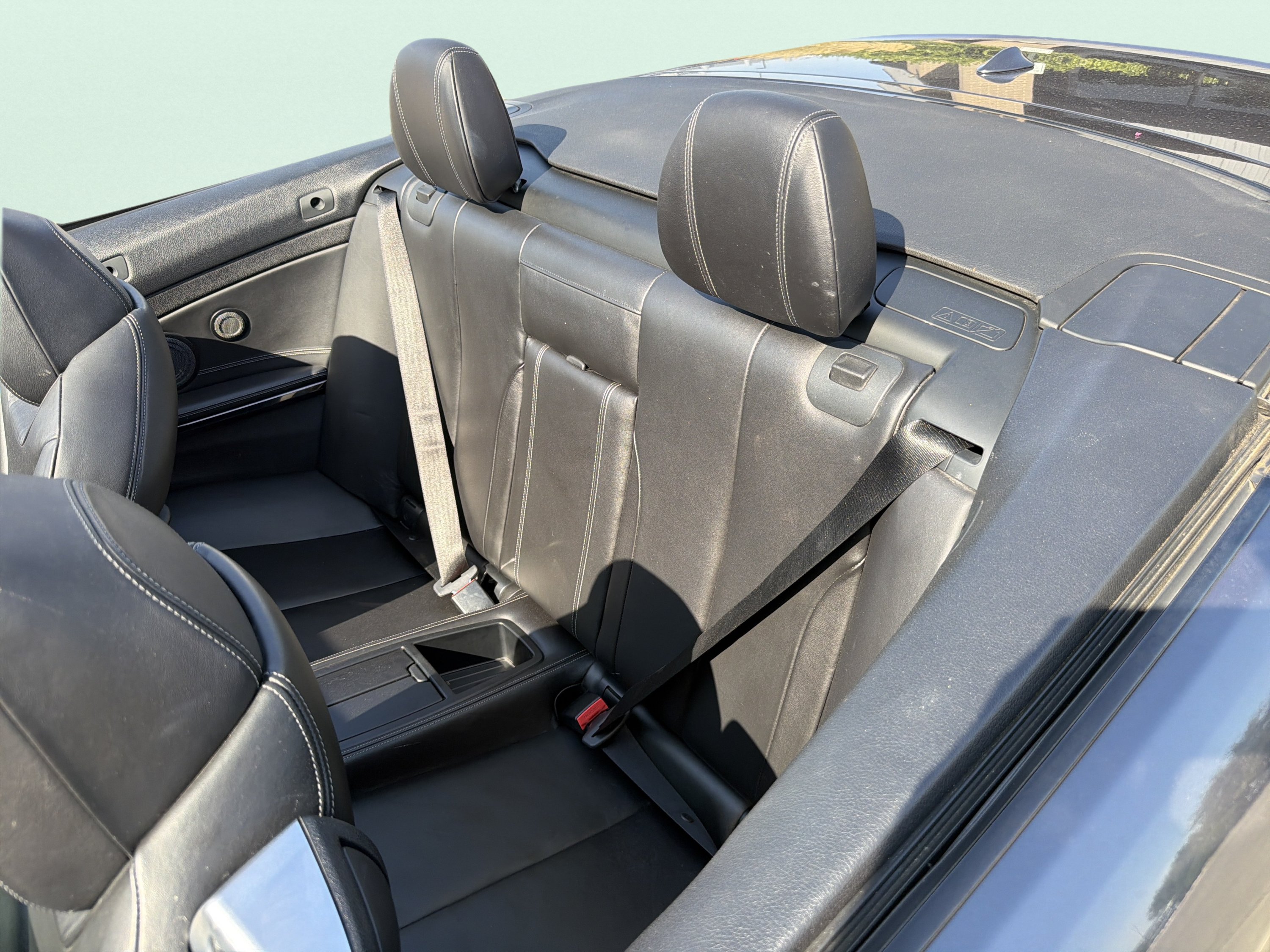 Used 2018 BMW M4 Convertible RWD image 61