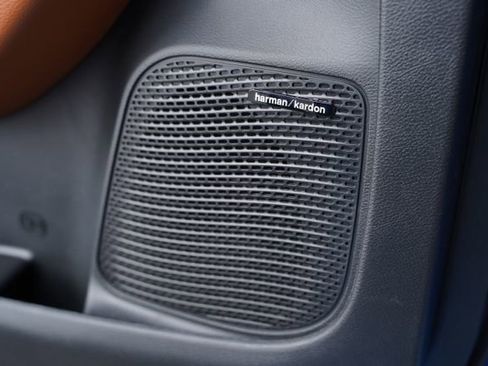 New 2026 Chrysler Pacifica Pinnacle image 37