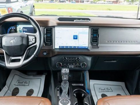 Used 2022 Ford Bronco Outer Banks AWD/4WD image 14
