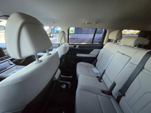 Used 2025 Hyundai Santa Fe SEL image 20