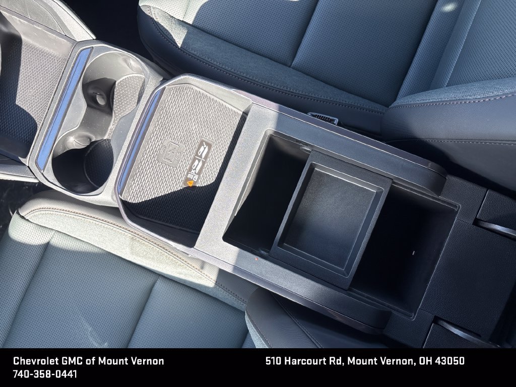 New 2027 GMC Terrain AT4 w/ Technology Package II AWD/4WD image 23