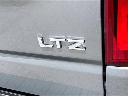 Used 2026 Chevrolet Silverado 1500 LTZ w/ LTZ Premium Package AWD/4WD image 25