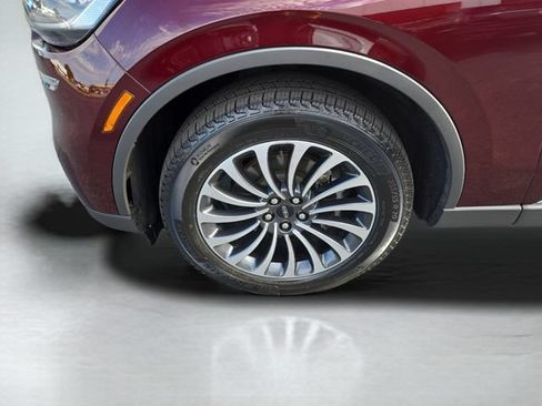 Used 2022 Lincoln Aviator AWD w/ Premium Package image 36