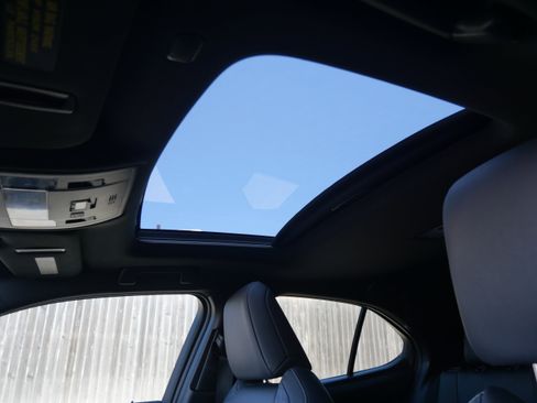 Used 2021 Lexus UX 200 w/ Accessory Package (Z2) image 11