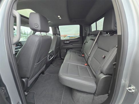 Used 2024 GMC Sierra 1500 SLT w/ SLT Premium Plus Package image 12