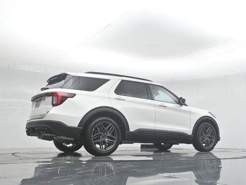 New 2026 Ford Explorer ST w/ Sun And Sound Package image 50