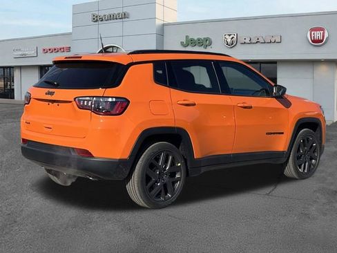 New 2026 Jeep Compass Latitude w/ Sun and Sound Group AWD/4WD image 7