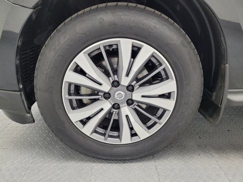 Used 2020 Nissan Pathfinder S FWD image 31
