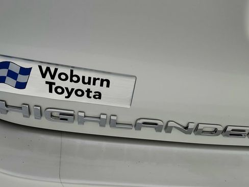 Used 2023 Toyota Highlander XSE AWD/4WD image 35