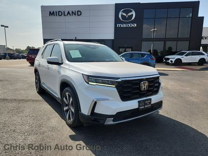 Used 2025 Honda Pilot Elite