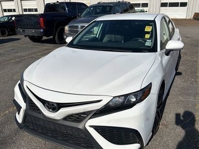 Used 2024 Toyota Camry SE