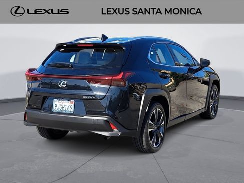 Used 2024 Lexus UX 250h FWD image 5