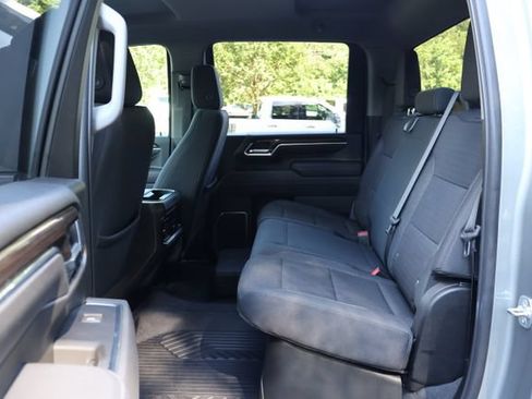 Used 2025 Chevrolet Silverado 2500 LT AWD/4WD image 21