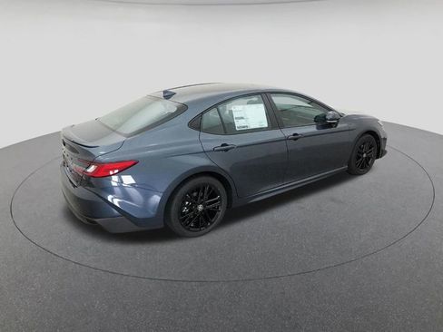 New 2026 Toyota Camry SE image 9