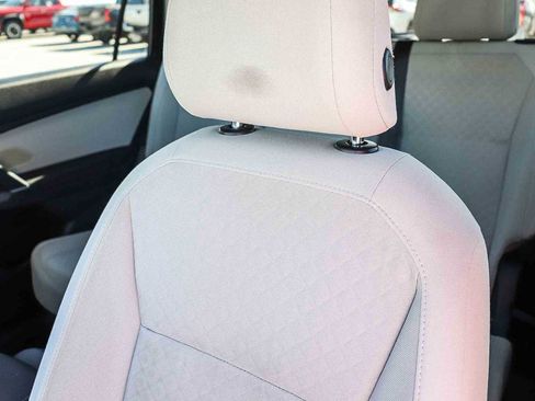 Used 2020 Volkswagen Tiguan S image 26