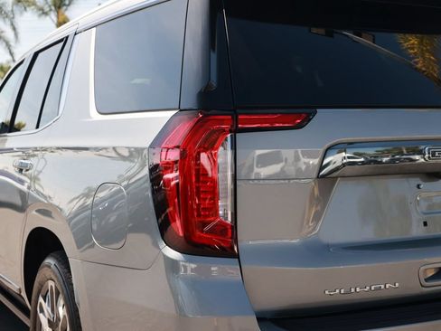 Used 2023 GMC Yukon Denali Ultimate AWD/4WD image 13