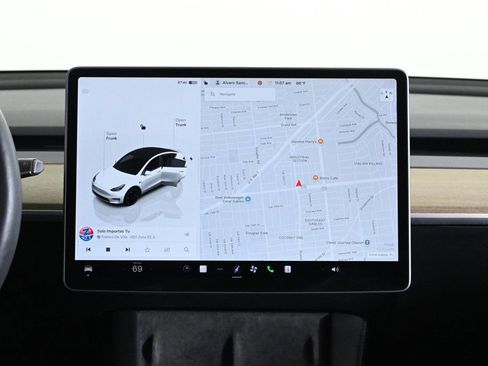 Used 2022 Tesla Model Y Performance image 12