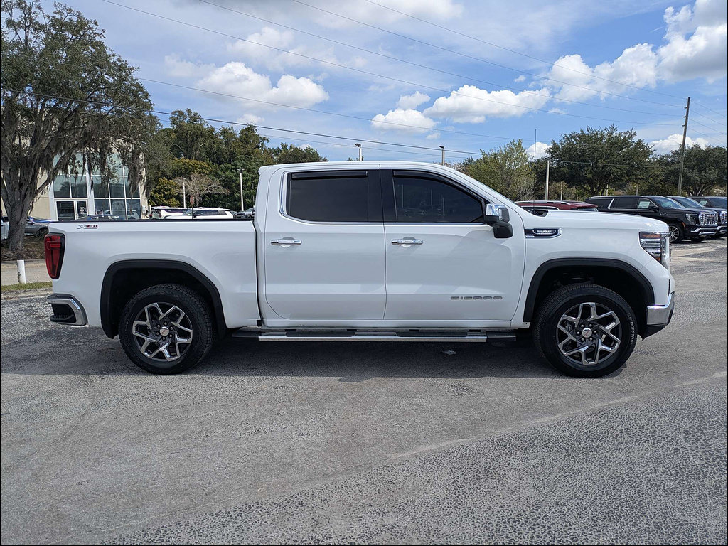 Used 2023 GMC Sierra 1500 SLT w/ SLT Premium Package AWD/4WD image 5
