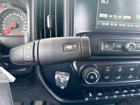 Used 2019 Chevrolet Silverado 2500 W/T w/ Snow Plow Prep Package AWD/4WD image 19