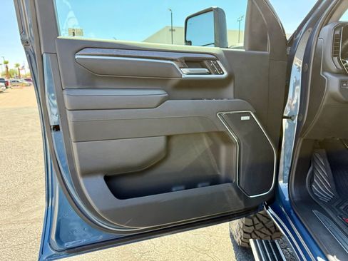 New 2025 Chevrolet Silverado 2500 LTZ w/ LTZ Plus Package image 15