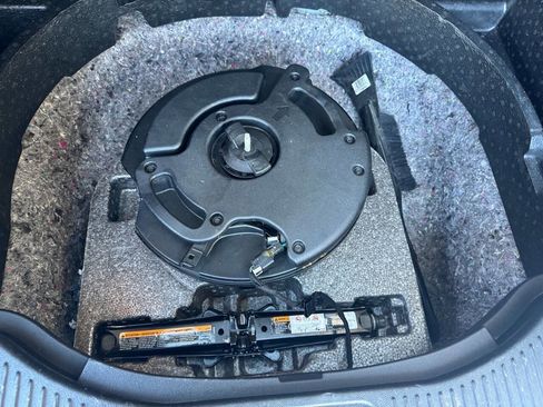 Used 2015 Buick Encore Convenience image 17