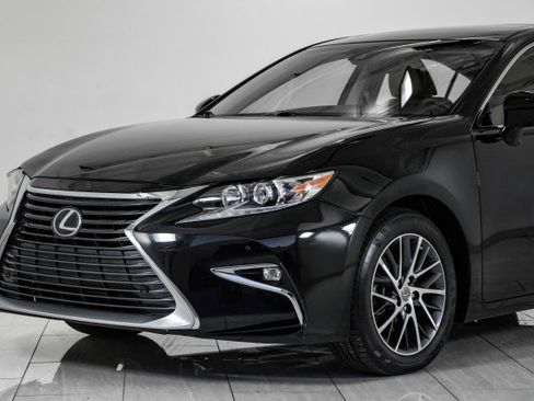 Used 2017 Lexus ES 350 image 55