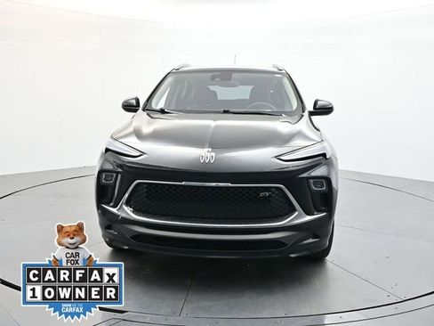 Used 2024 Buick Encore GX Sport Touring image 3