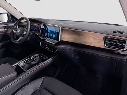 New 2026 Volkswagen Atlas SE image 30