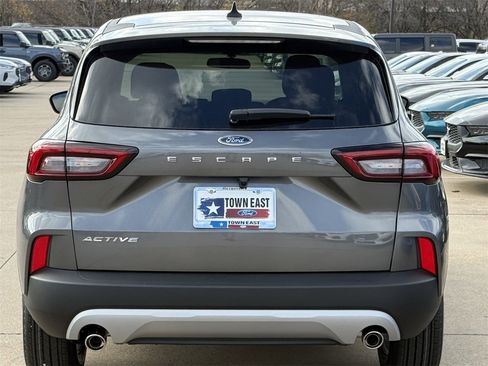 New 2026 Ford Escape Active image 29