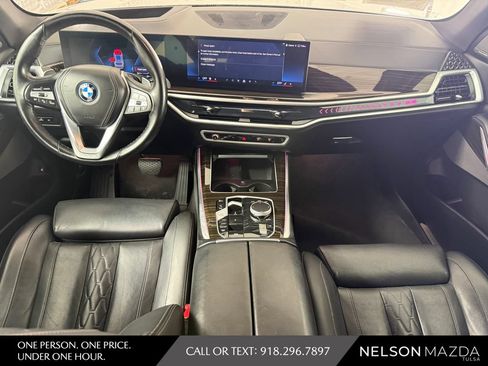 Used 2025 BMW X5 xDrive50e AWD/4WD image 37