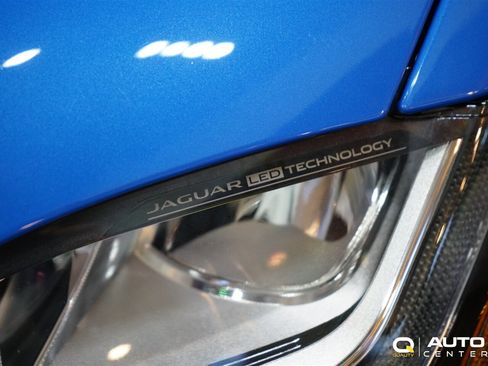 Used 2020 Jaguar F-PACE SVR image 4