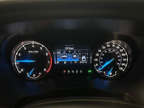 Used 2019 Ford Ranger XLT w/ Equipment Group 302A Luxury AWD/4WD image 12