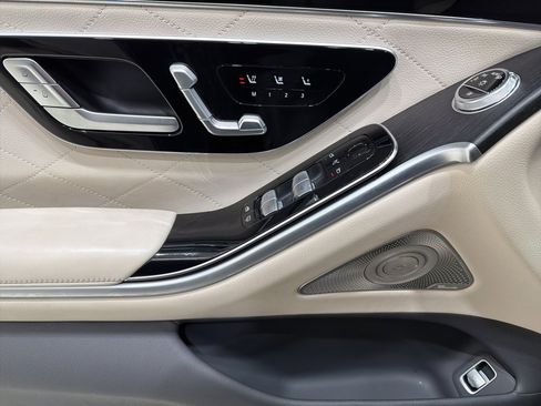 Used 2022 Mercedes-Benz S 500 S 500 image 15
