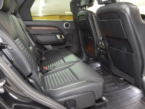 Used 2018 Land Rover Discovery HSE Luxury AWD/4WD image 31