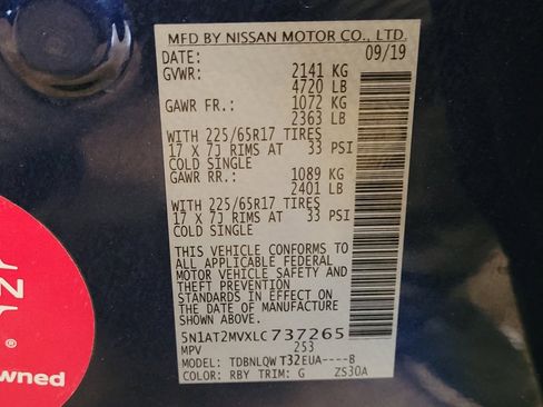 Used 2020 Nissan Rogue SV image 33