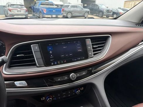 Used 2020 Buick Enclave Avenir FWD image 14