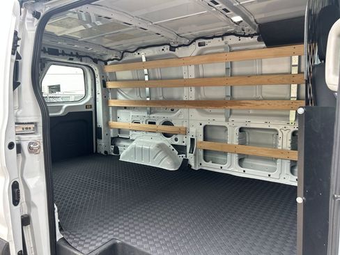 Used 2025 Ford Transit 250 Low Roof w/ Exterior Upgrade Package RWD image 15