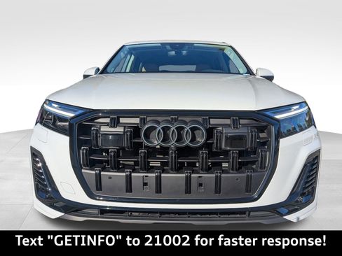 Certified 2025 Audi Q7 2.0T Premium w/ Convenience Plus Package image 8